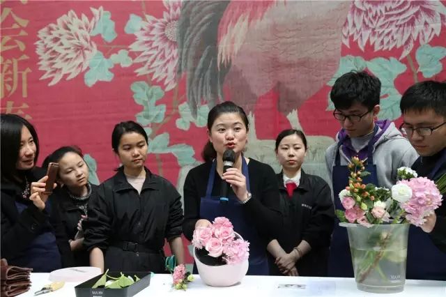 工会委员会新春游园活动-现场图片 (2).jpg